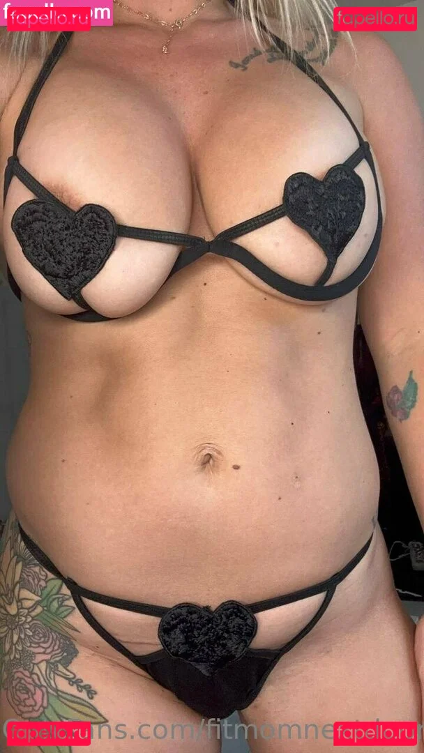 fitmomnextdoor Onlyfans Photo Gallery 