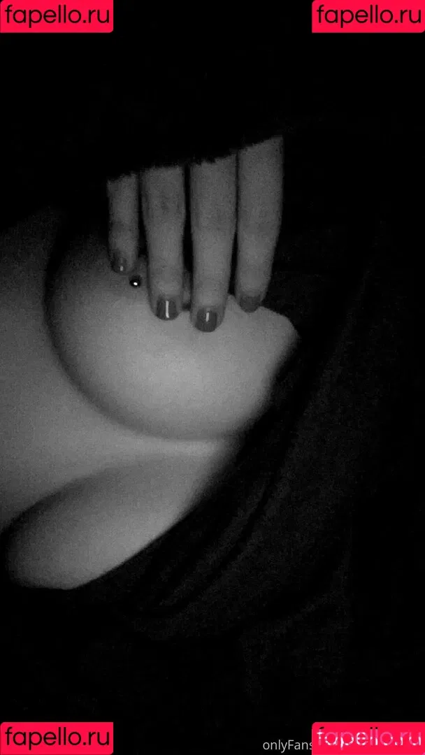 brunettefivefootfour Onlyfans Photo Gallery 