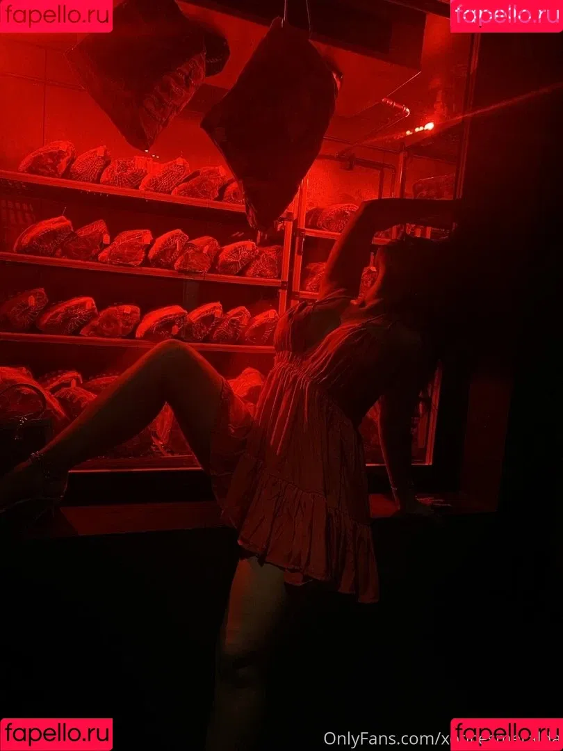 Exoticesmeralda Onlyfans Photo Gallery 