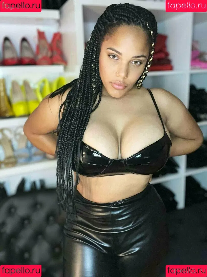 kixxy.vip Onlyfans Photo Gallery 