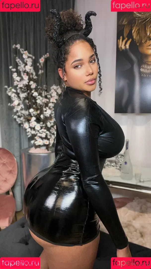 kixxy.vip Onlyfans Photo Gallery 