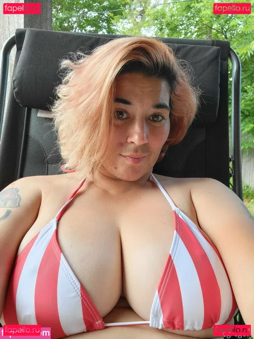 elainagregory Onlyfans Photo Gallery 