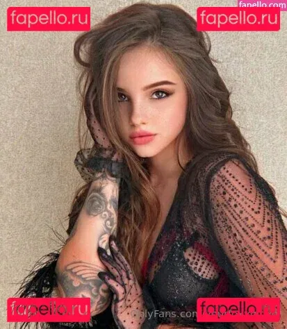 yourfoxygirlxo Onlyfans Photo Gallery 