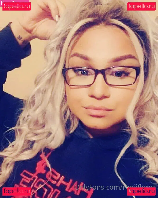 roniiflores Onlyfans Photo Gallery 