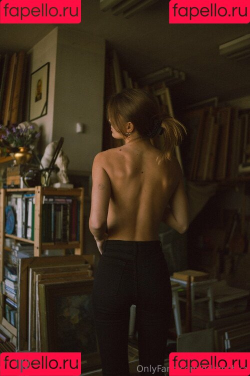 odarochka Onlyfans Photo Gallery 