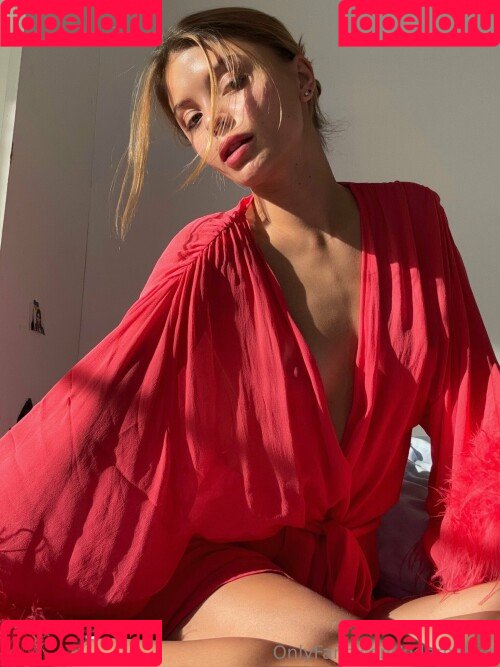 odarochka Onlyfans Photo Gallery 