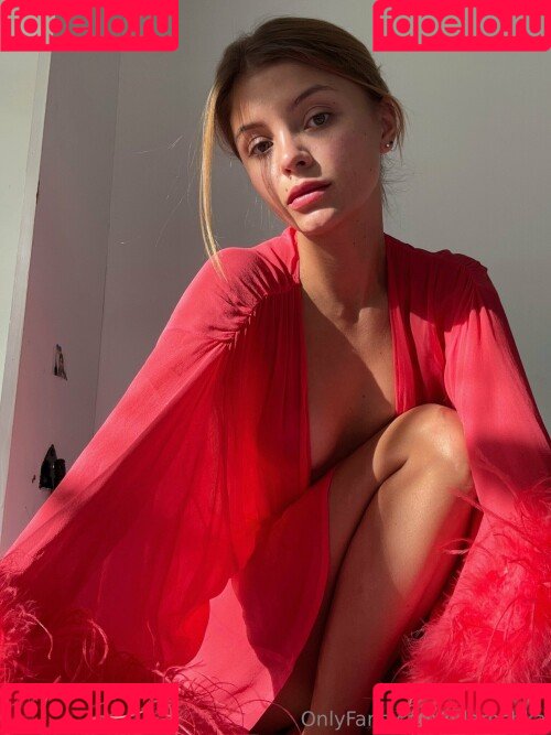 odarochka Onlyfans Photo Gallery 