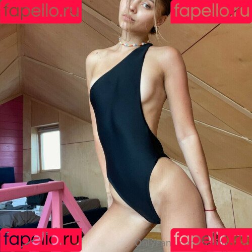 odarochka Onlyfans Photo Gallery 