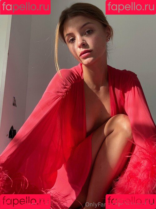 odarochka Onlyfans Photo Gallery 