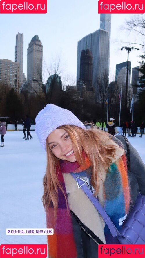 odarochka Onlyfans Photo Gallery 