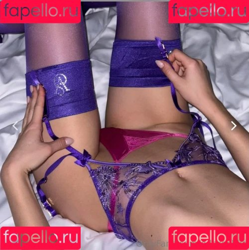 odarochka Onlyfans Photo Gallery 