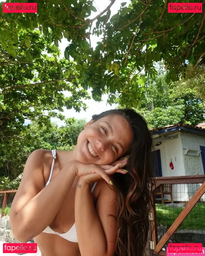 Bruna Carvalho Onlyfans Photo Gallery 