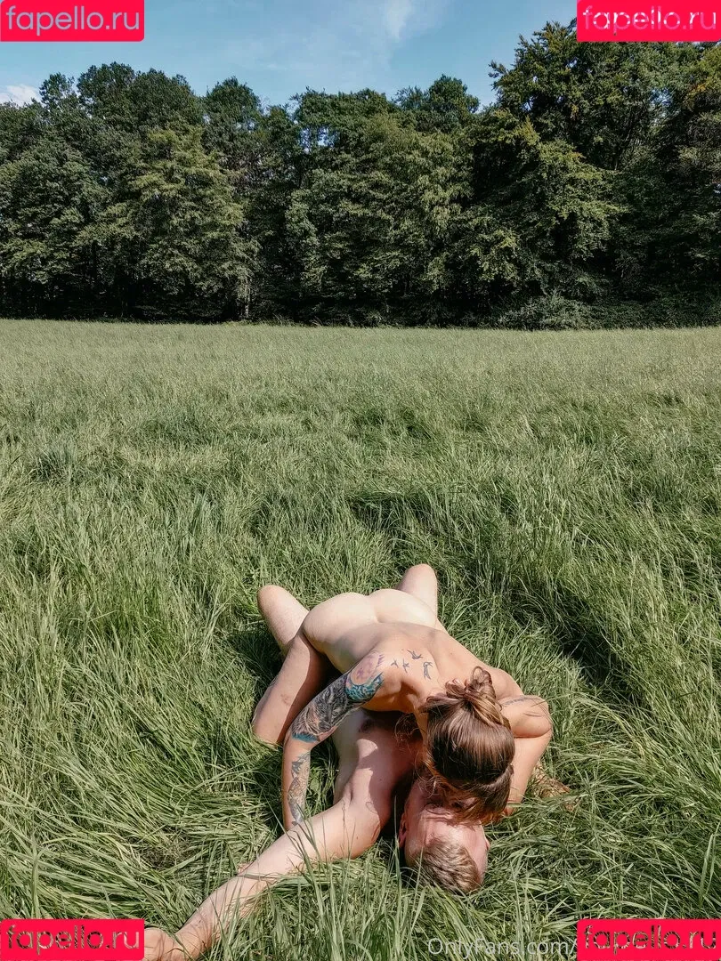 youmeus1312 Onlyfans Photo Gallery 