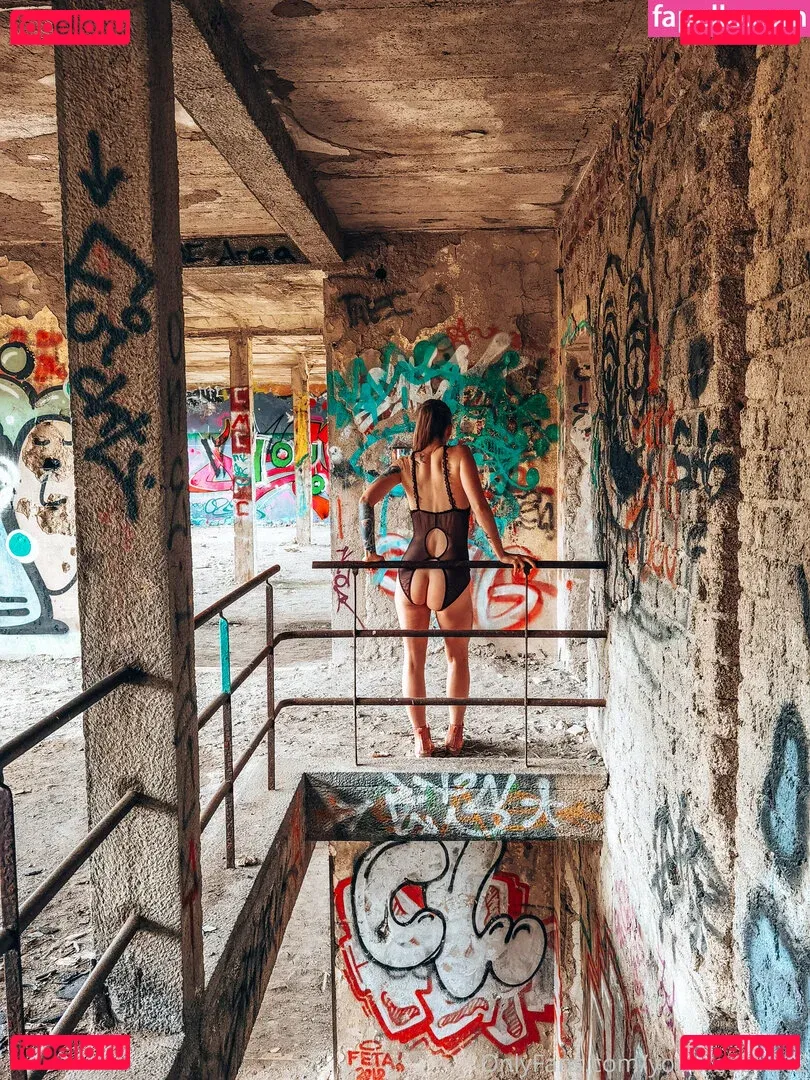 youmeus1312 Onlyfans Photo Gallery 