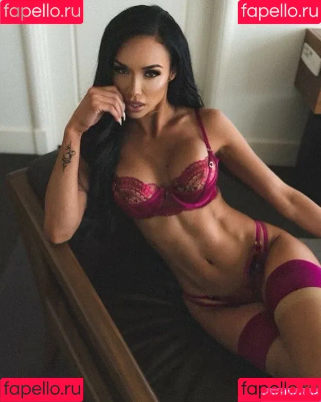 j_e_r_u_s_h_a Onlyfans Photo Gallery 