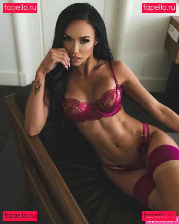 j_e_r_u_s_h_a Onlyfans Photo Gallery 