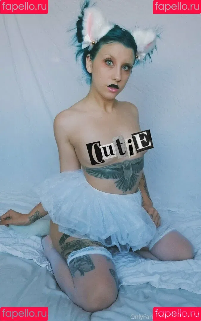 xoklautease Onlyfans Photo Gallery 
