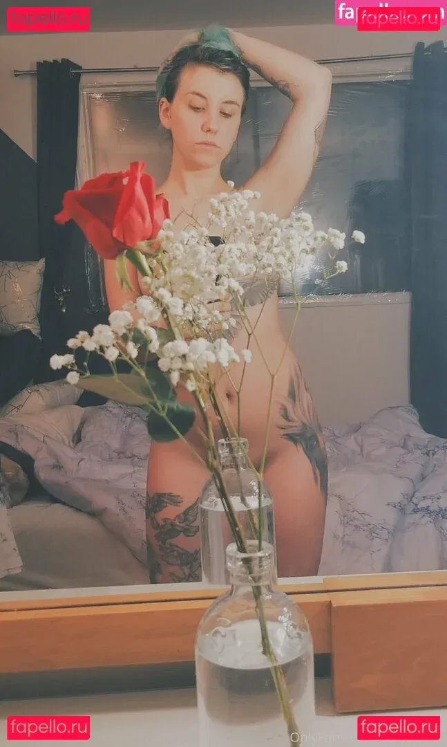 xoklautease Onlyfans Photo Gallery 