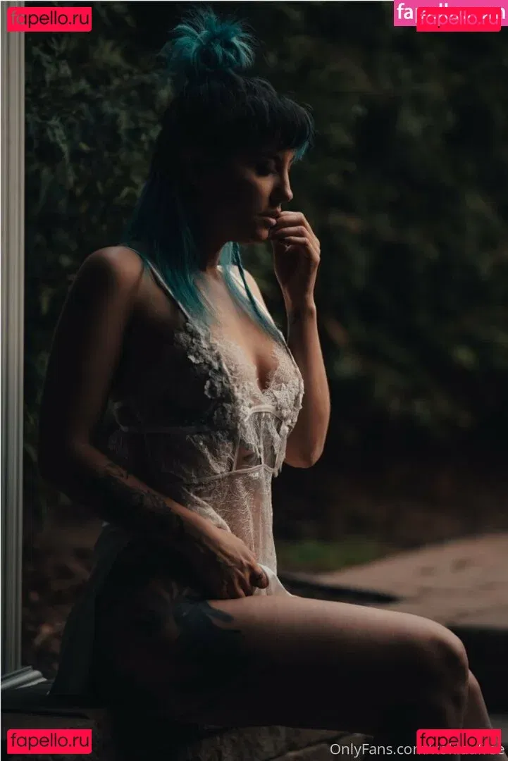 xoklautease Onlyfans Photo Gallery 