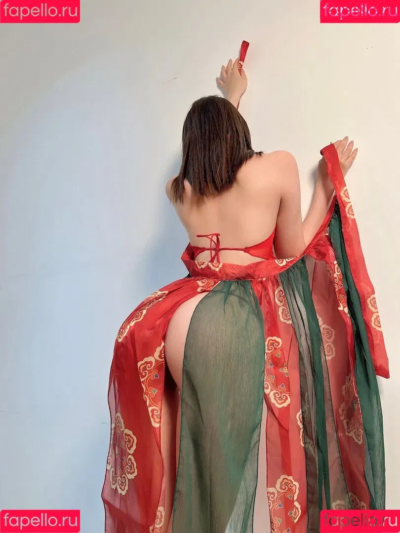 yunij988 Onlyfans Photo Gallery 