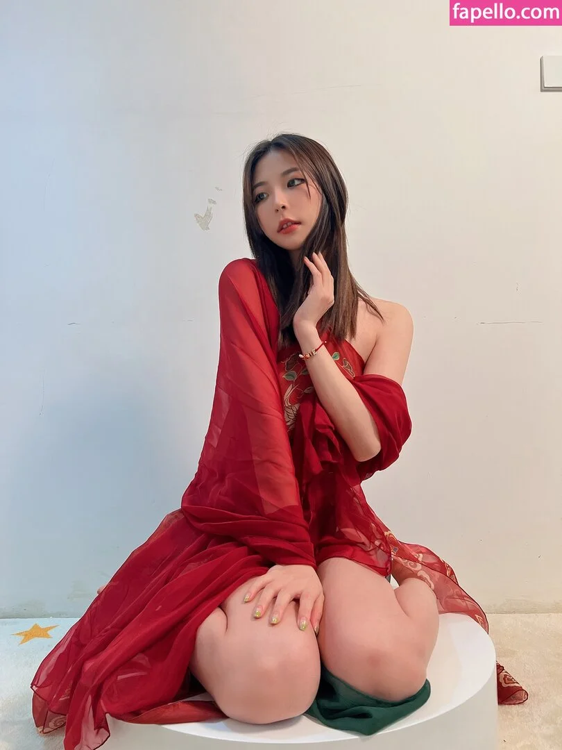 yunij988 Onlyfans Photo Gallery 