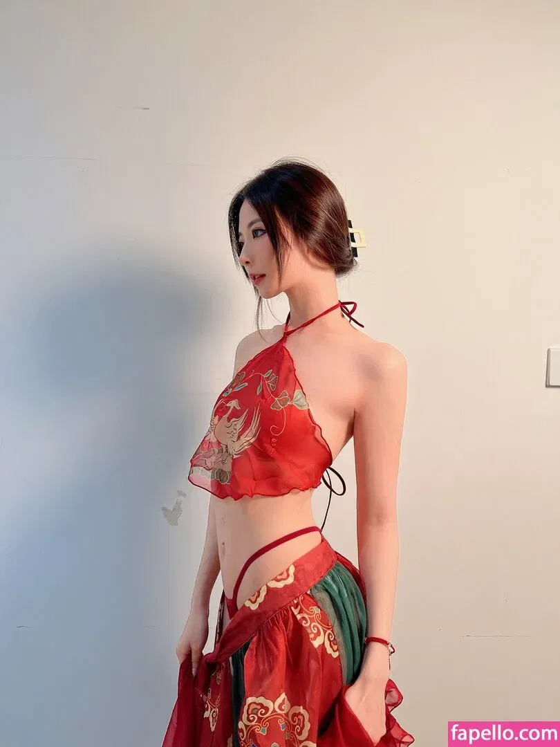 yunij988 Onlyfans Photo Gallery 