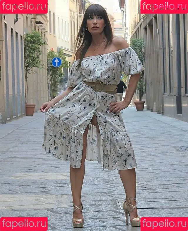 Sheila Capriolo Onlyfans Photo Gallery 