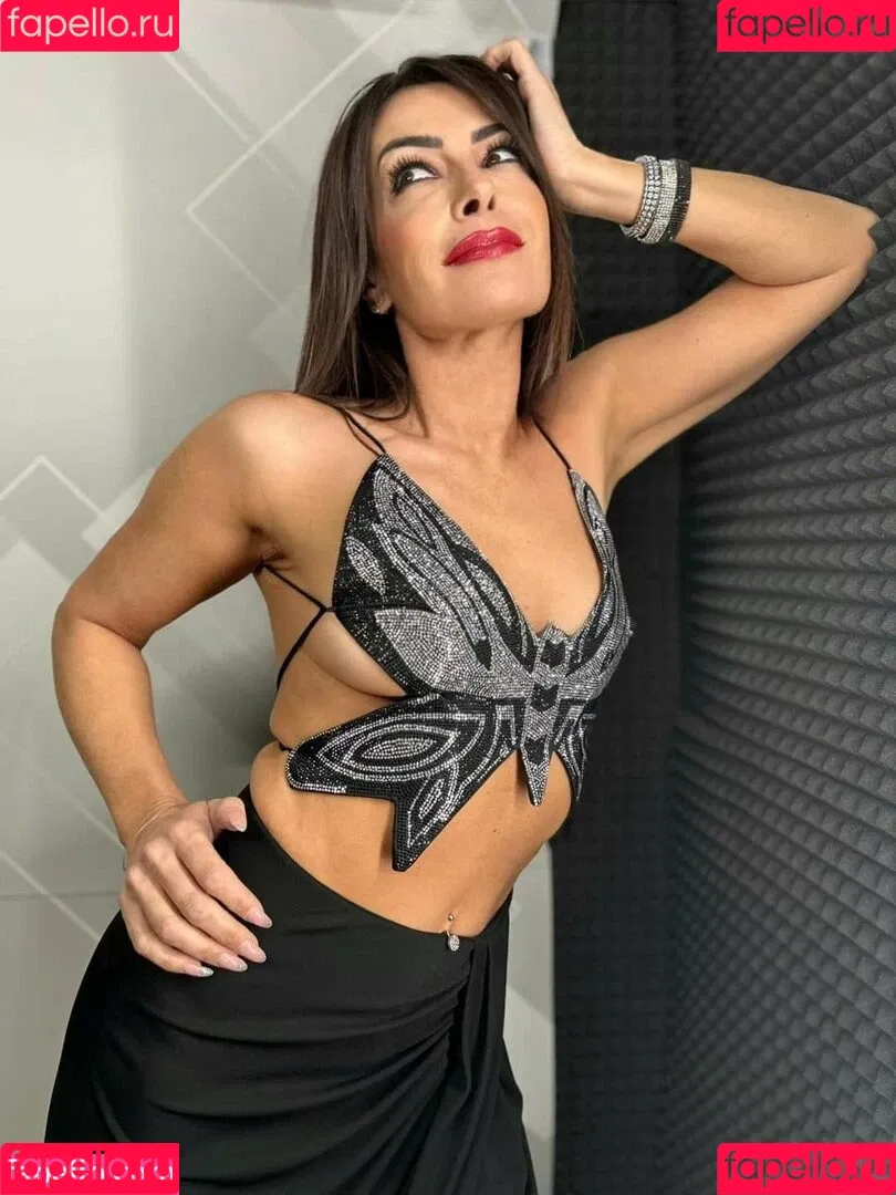 Sheila Capriolo Onlyfans Photo Gallery 