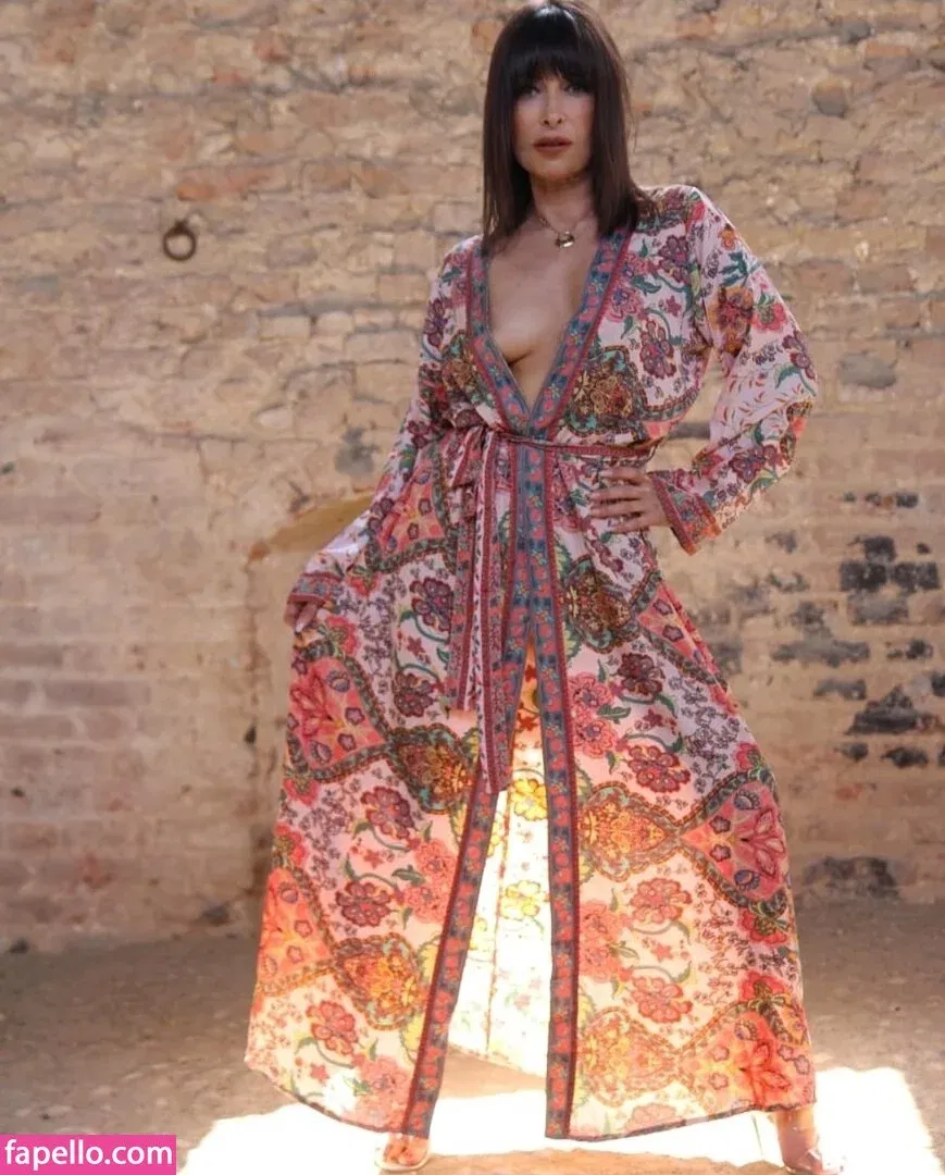 Sheila Capriolo Onlyfans Photo Gallery 