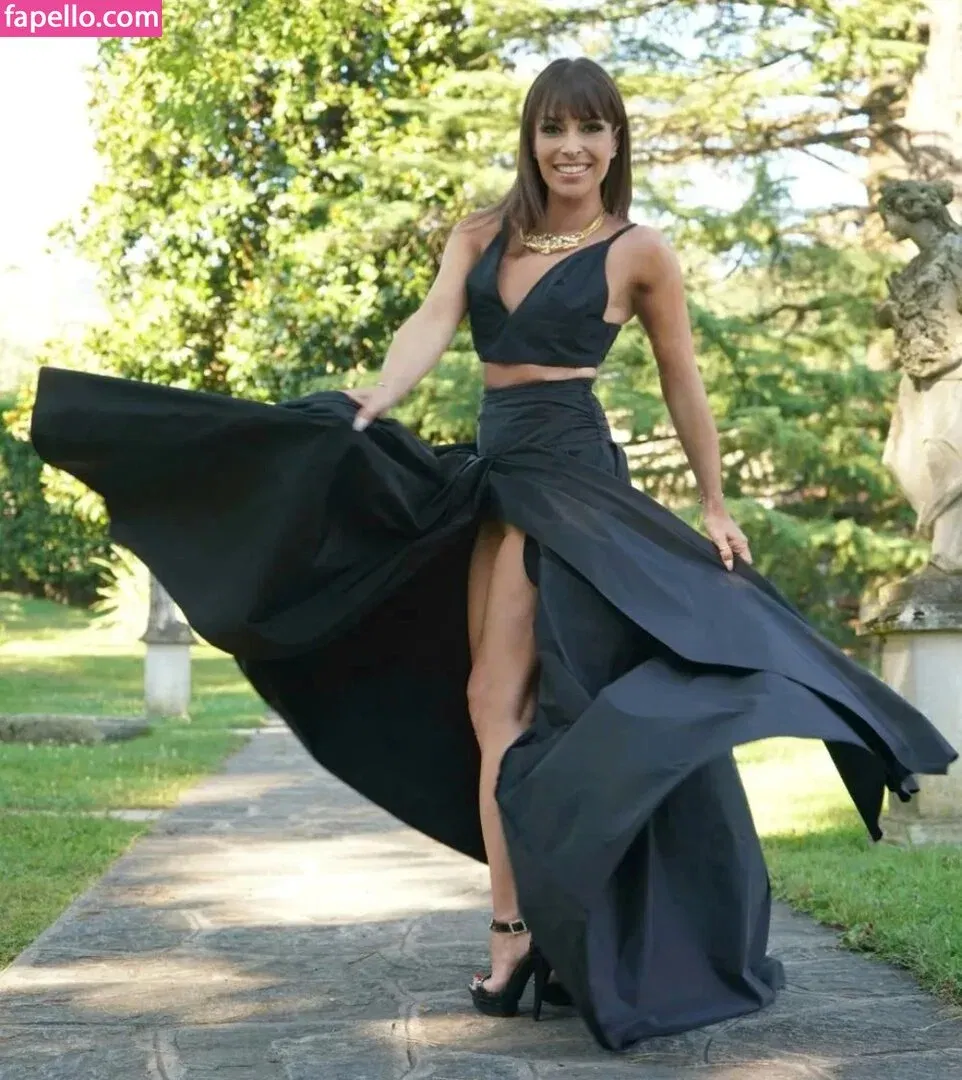 Sheila Capriolo Onlyfans Photo Gallery 