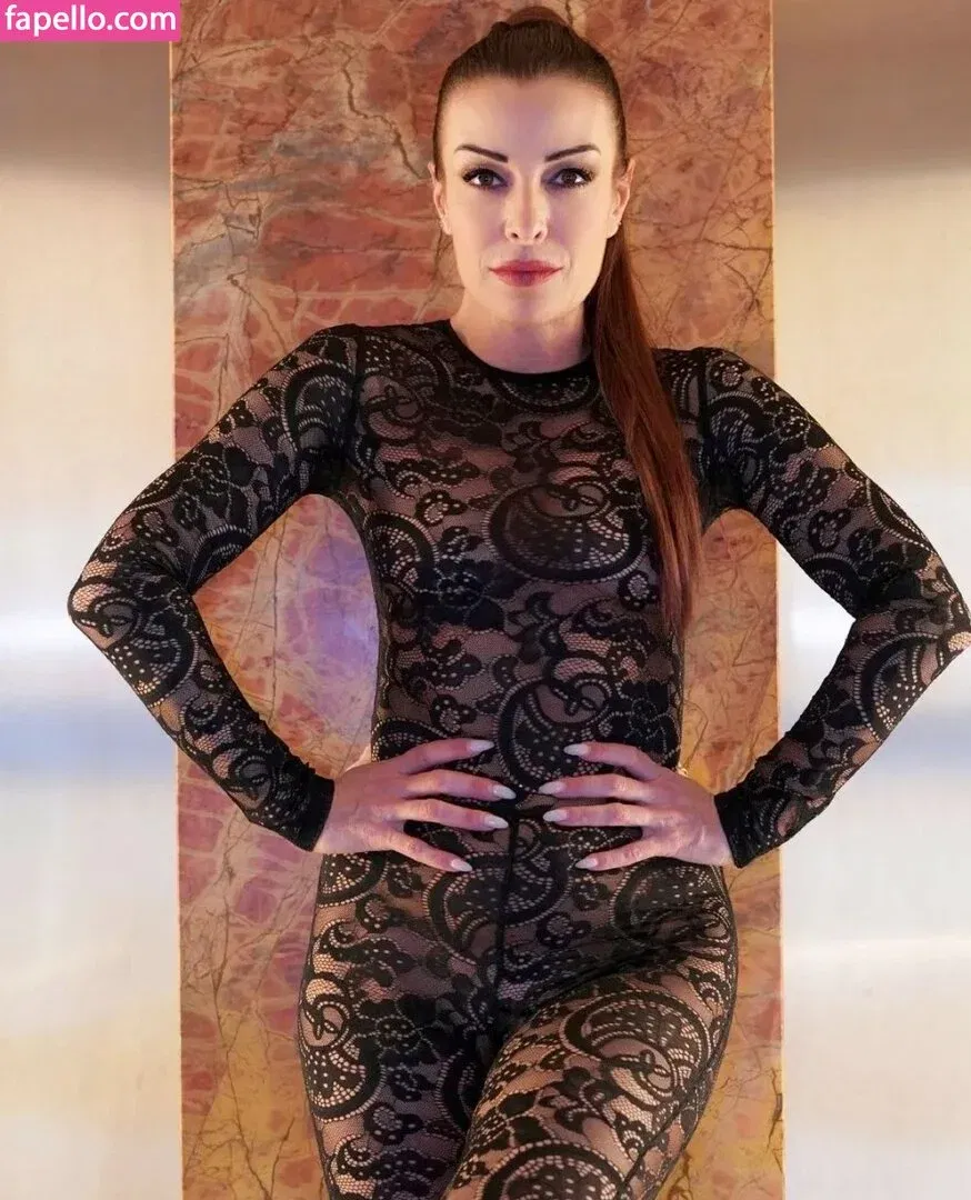 Sheila Capriolo Onlyfans Photo Gallery 