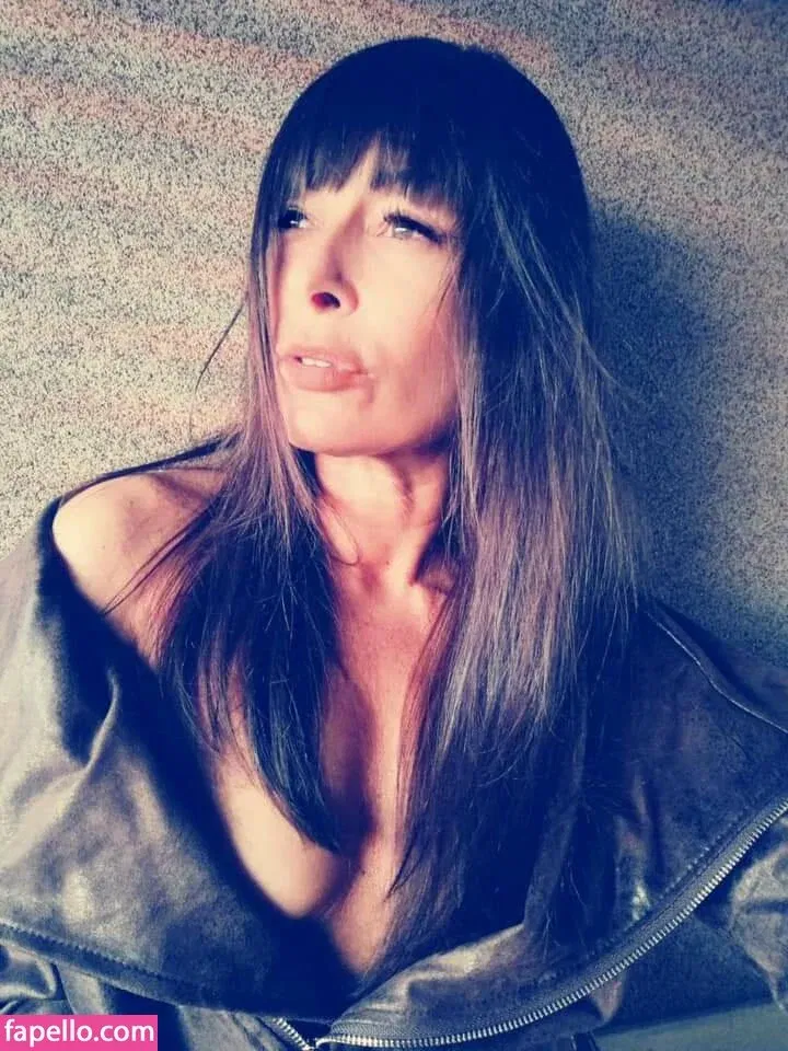 Sheila Capriolo Onlyfans Photo Gallery 