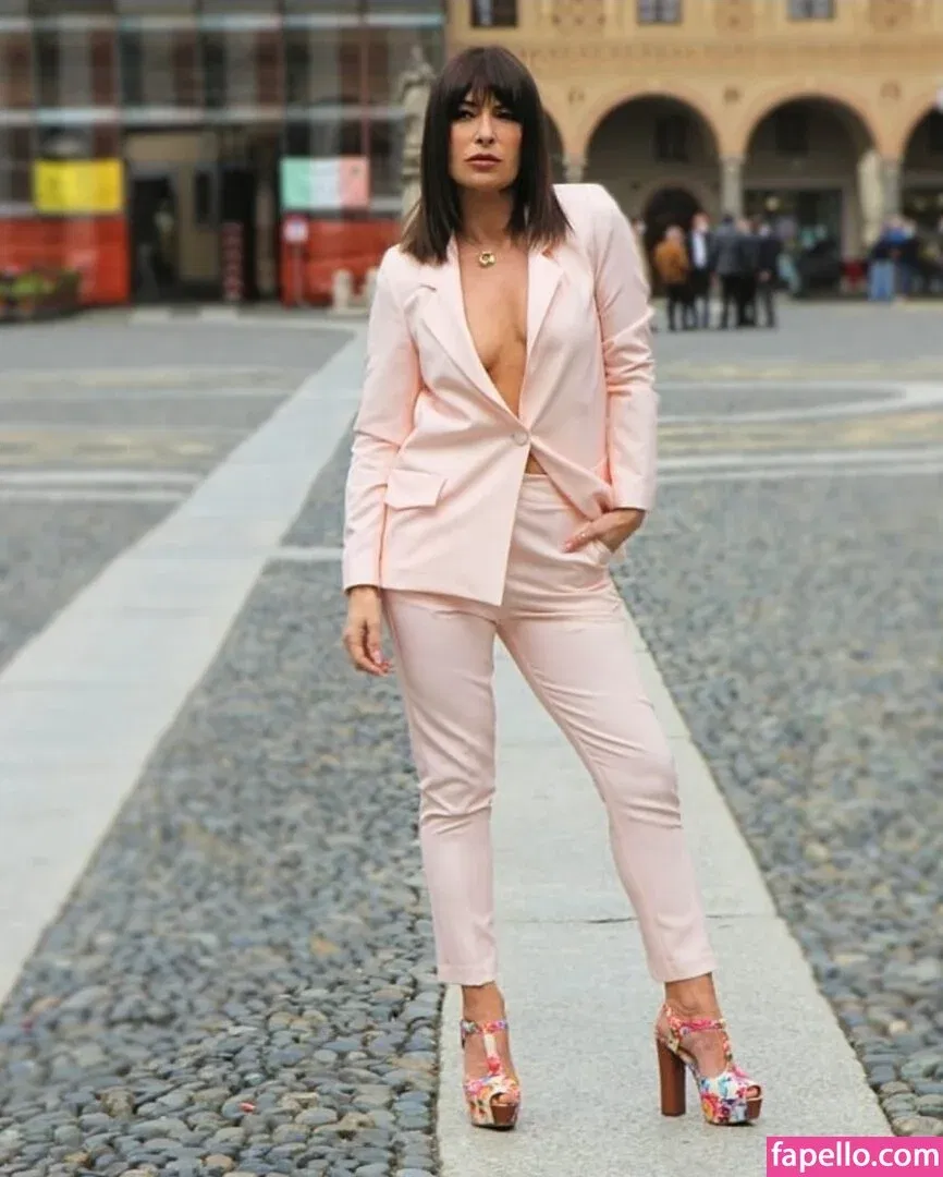 Sheila Capriolo Onlyfans Photo Gallery 