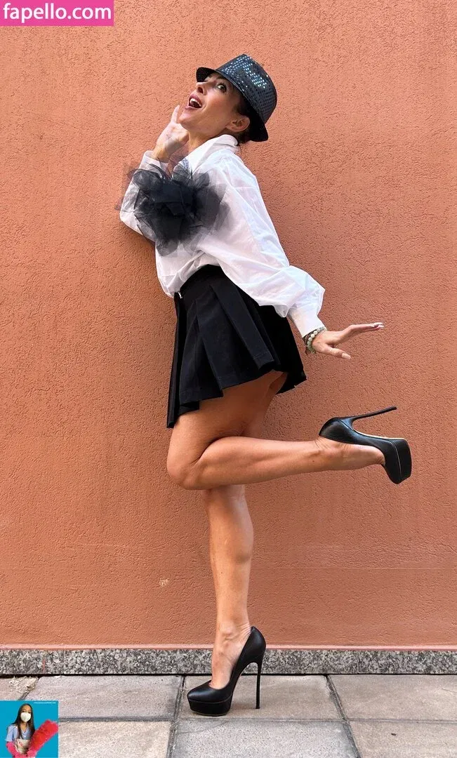 Sheila Capriolo Onlyfans Photo Gallery 