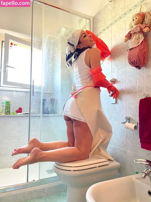 Sheila Capriolo Onlyfans Photo Gallery 