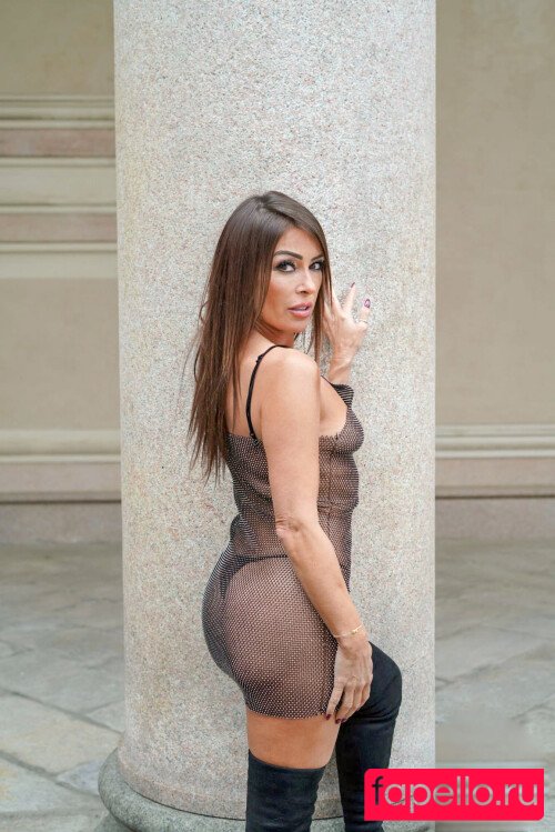 Sheila Capriolo Nude Onlyfans Photo 35