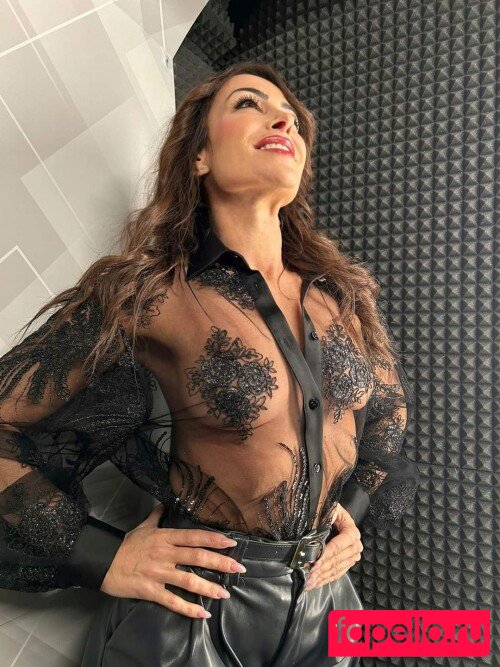 Sheila Capriolo Nude Onlyfans Photo 14