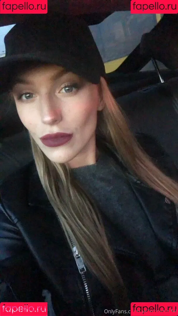 aislinxxxmodel Onlyfans Photo Gallery 