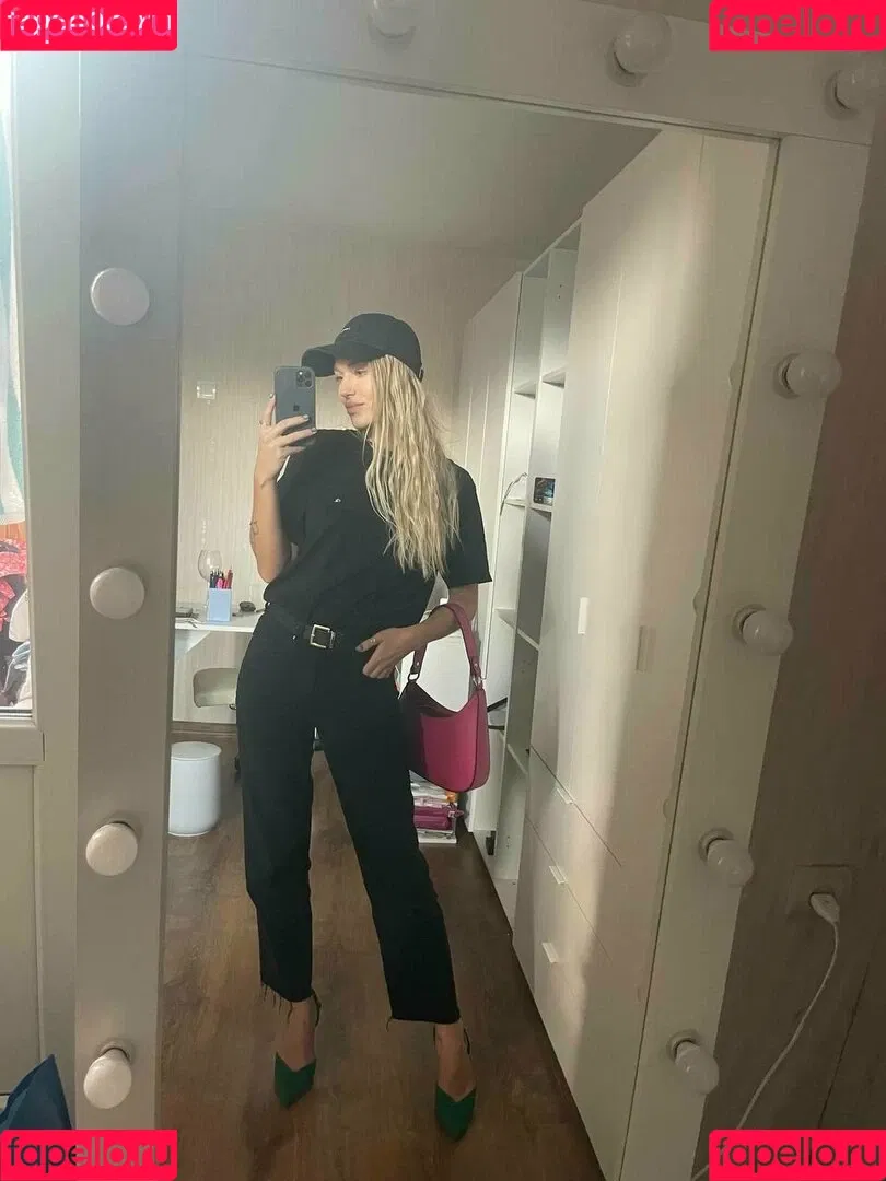 aislinxxxmodel Onlyfans Photo Gallery 