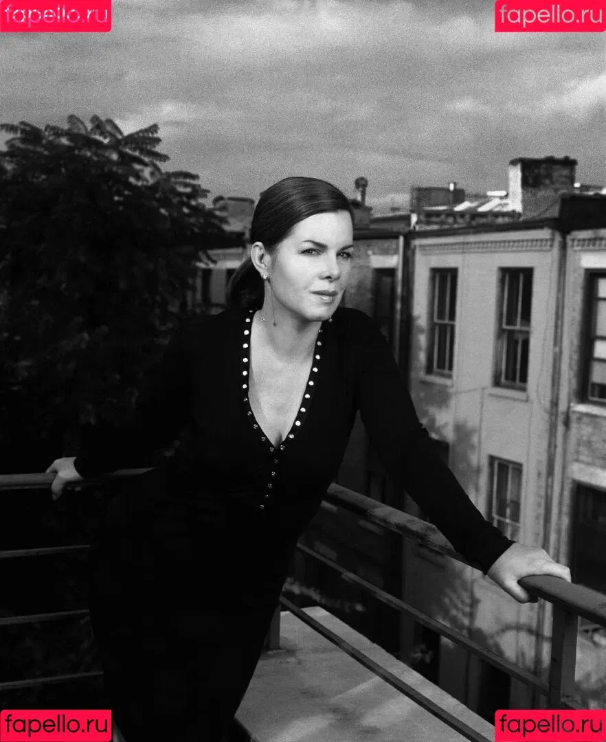 Marcia Gay Harden Onlyfans Photo Gallery 