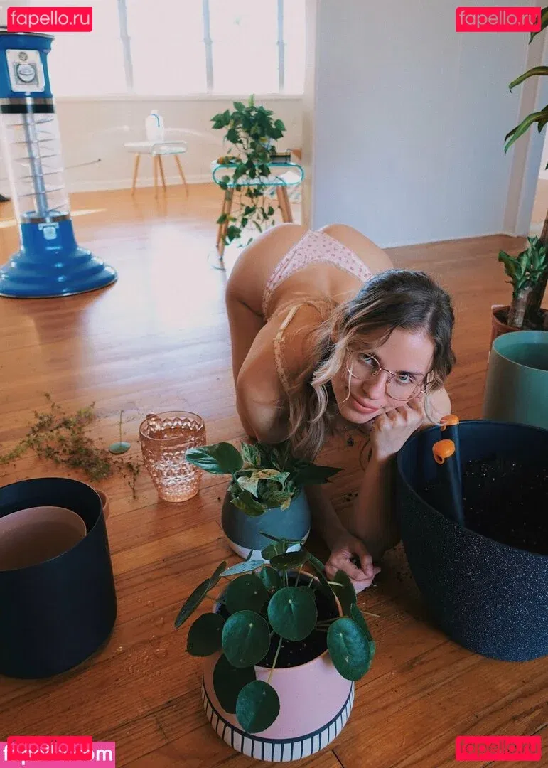 bobbielavenderfree Onlyfans Photo Gallery 