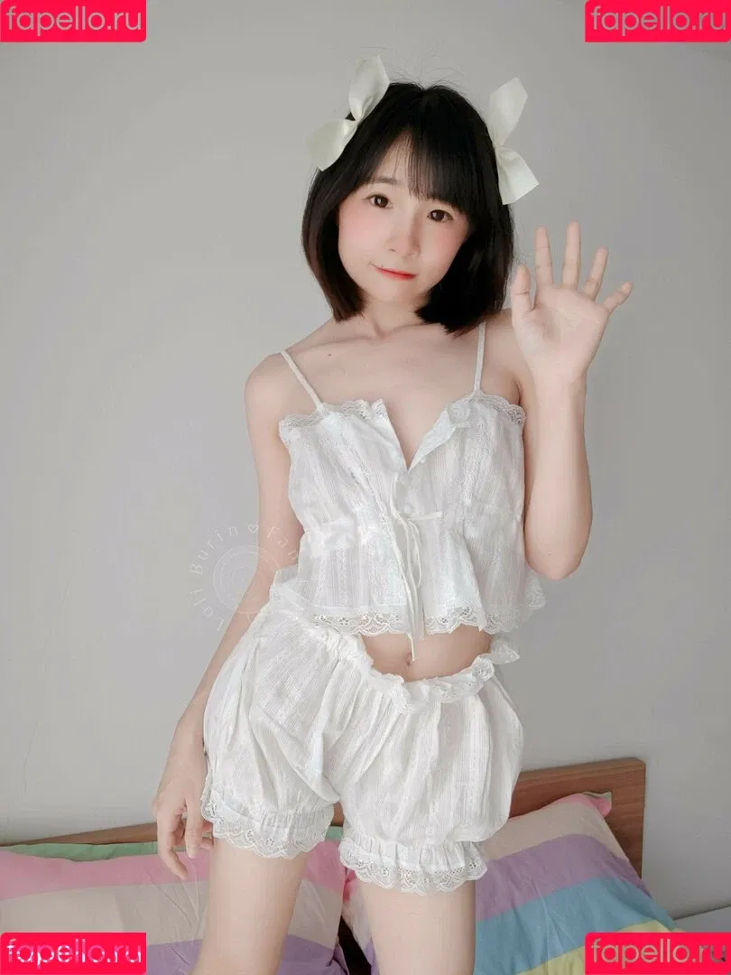 loliburin Onlyfans Photo Gallery 