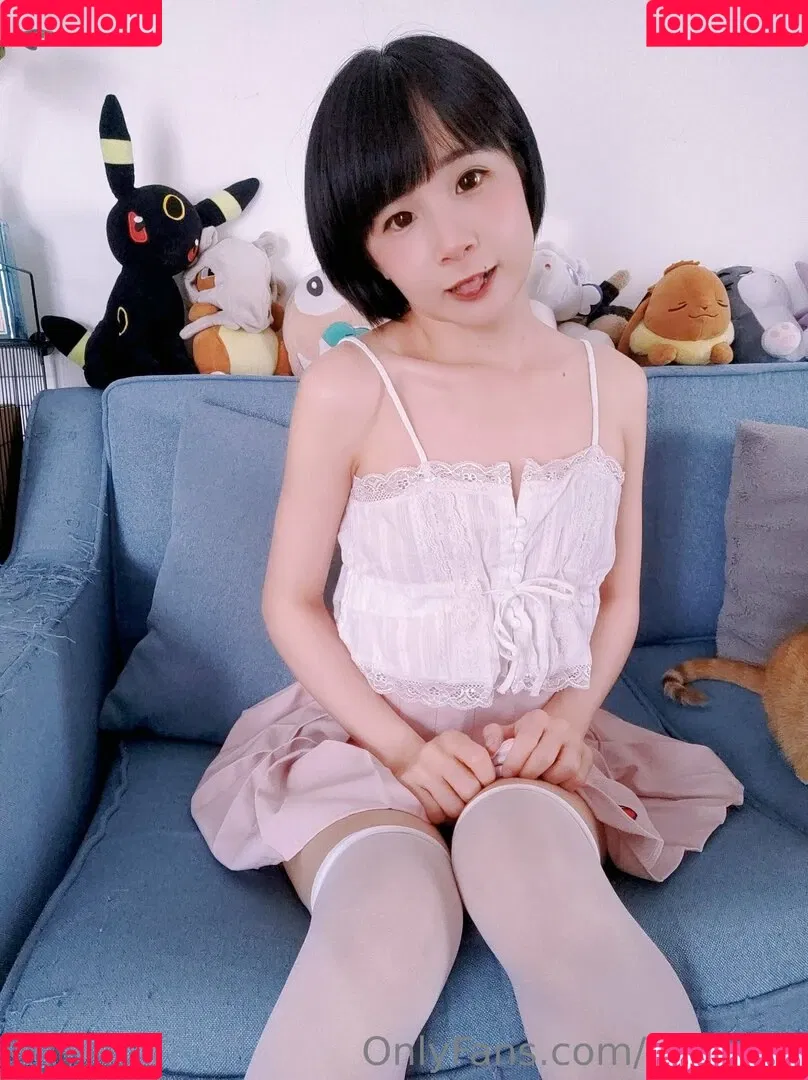 loliburin Onlyfans Photo Gallery 