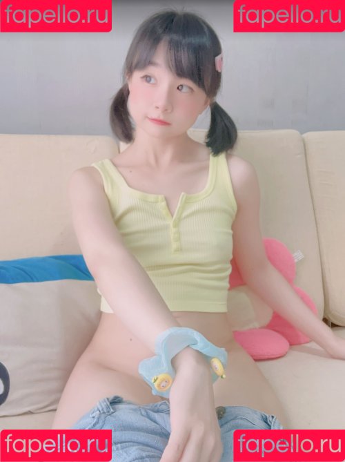 loliburin Onlyfans Photo Gallery 