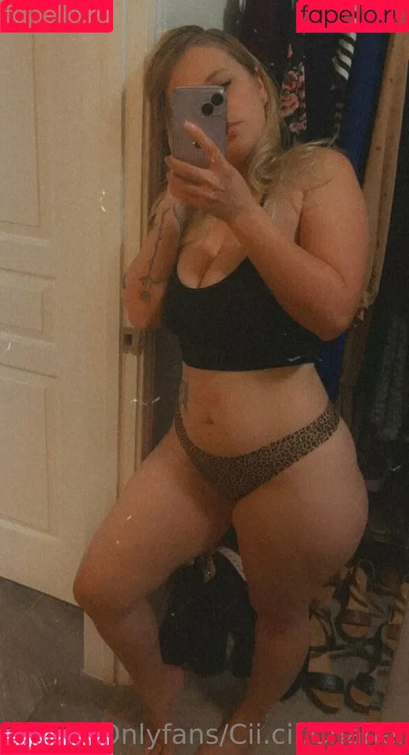 cii.cii Onlyfans Photo Gallery 