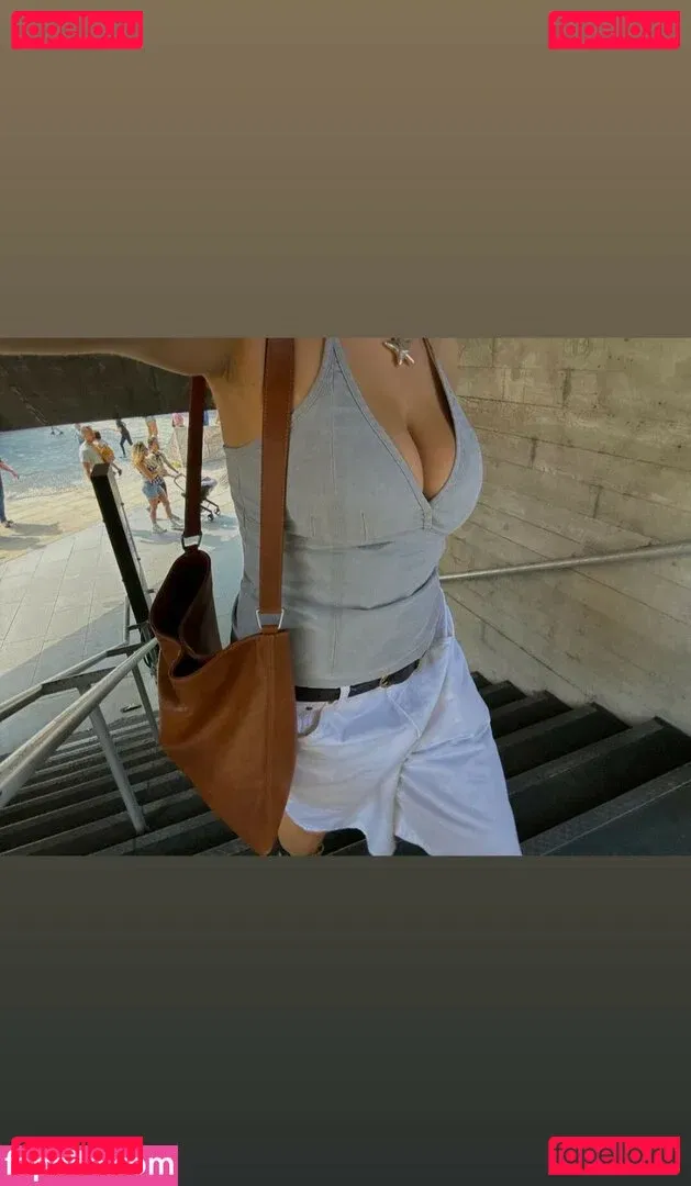 cii.cii Onlyfans Photo Gallery 