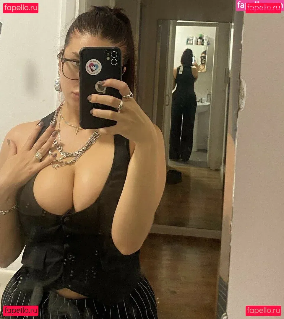 cii.cii Onlyfans Photo Gallery 