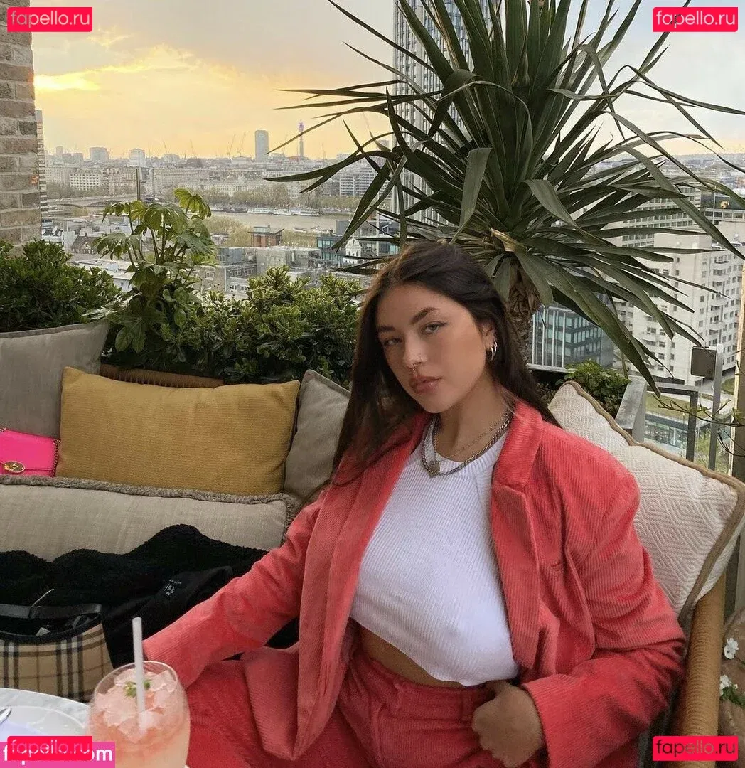 cii.cii Onlyfans Photo Gallery 