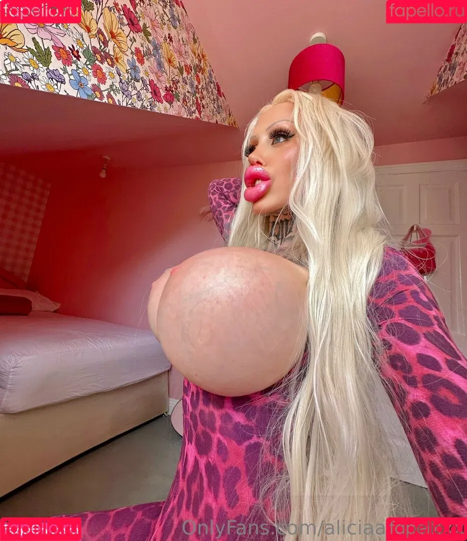 aliciaamiraxxx Onlyfans Photo Gallery 