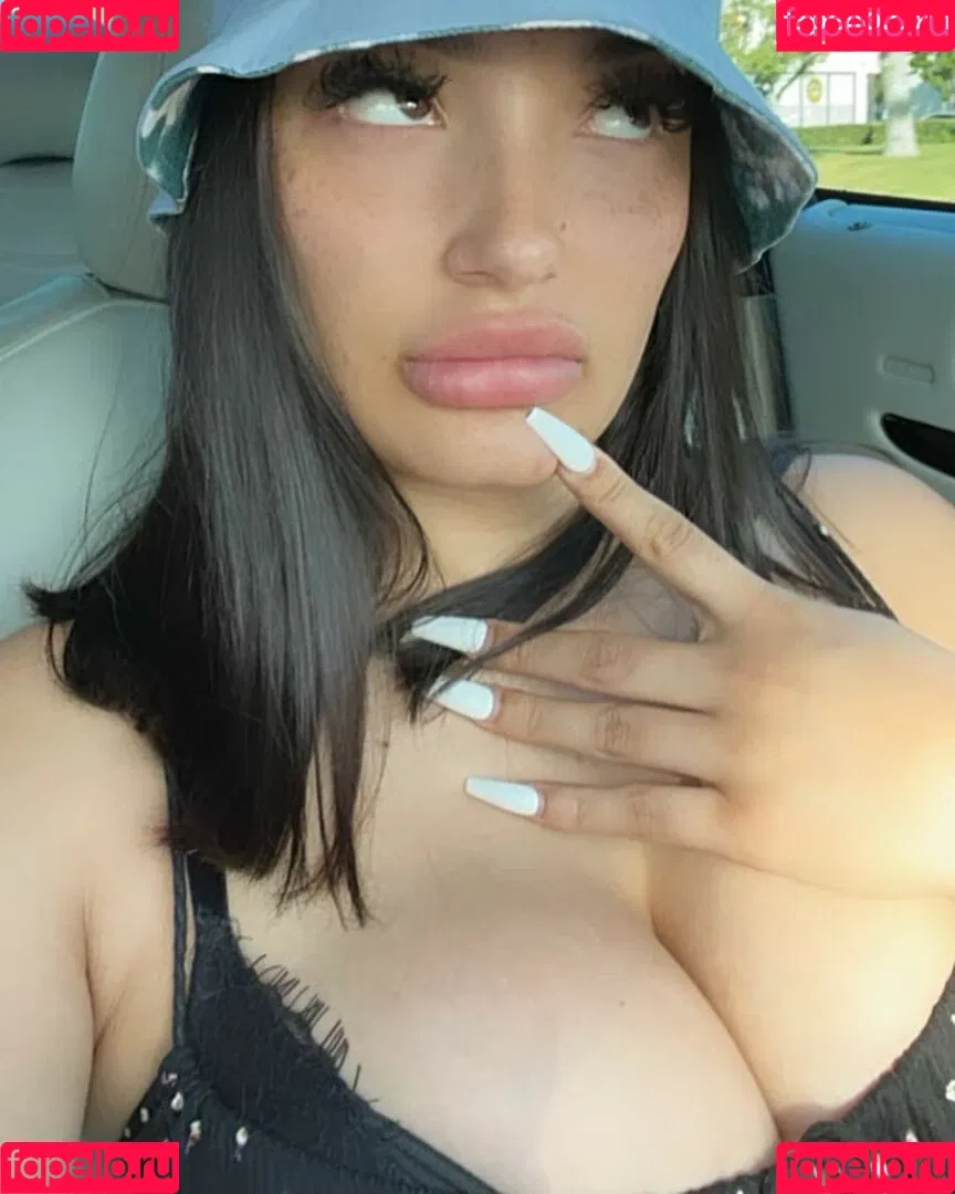 Brianna Christine Onlyfans Photo Gallery 